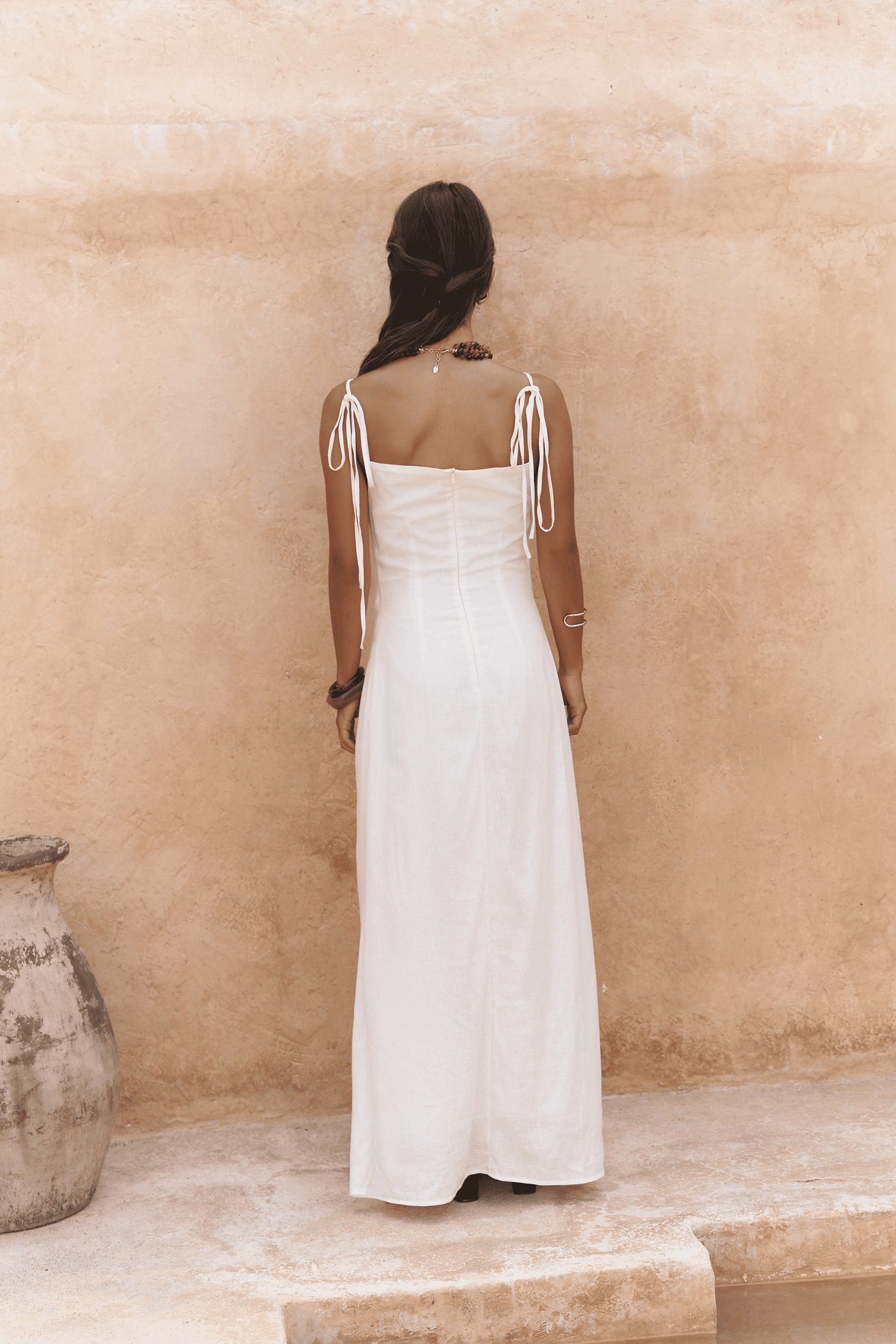 Robe Asra
