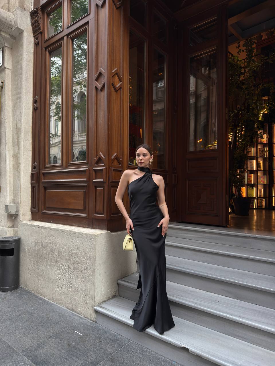 Robe Yalina noire