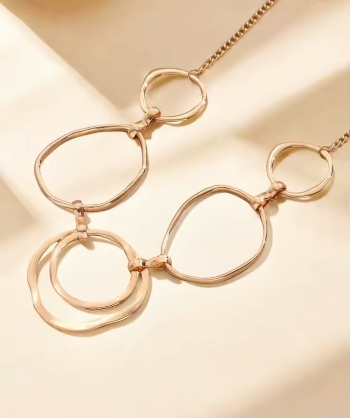 Collier Géométrique Irrégulier