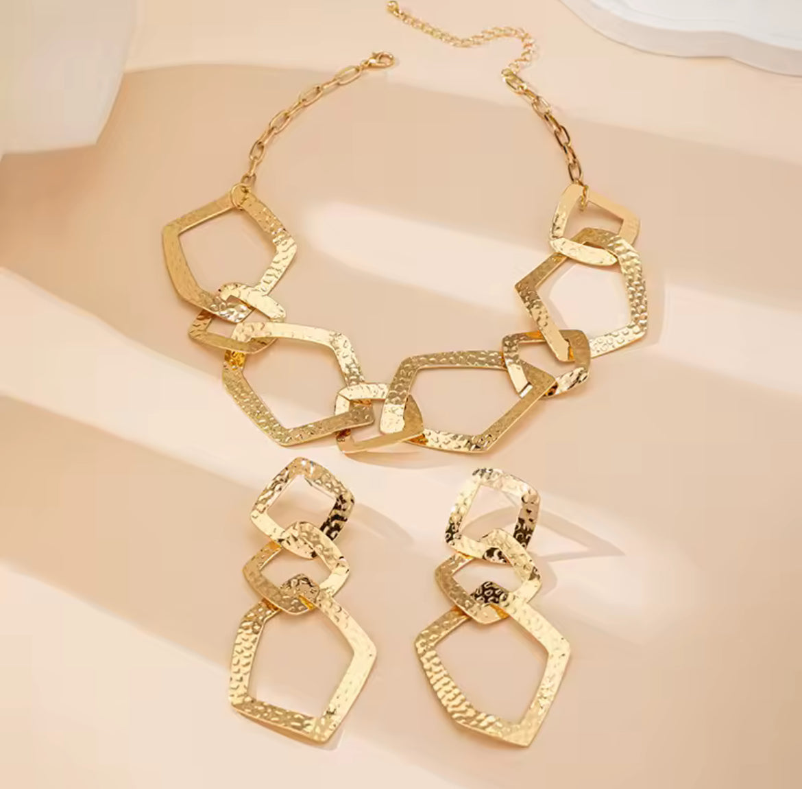 Collier Géométrique Irrégulier