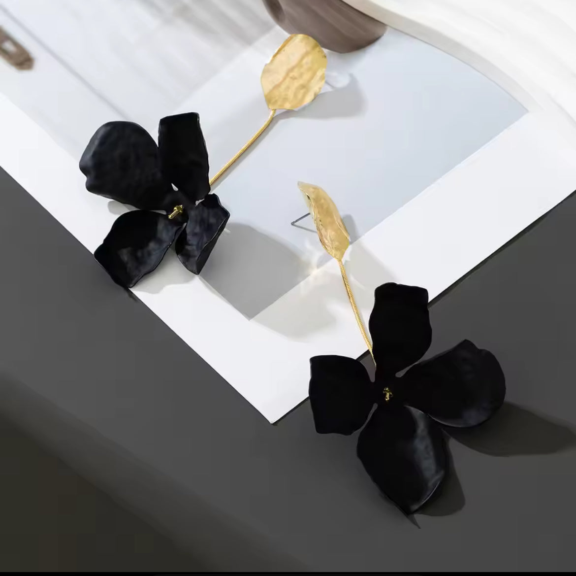 Boucles D’oreilles Fleur Pendante