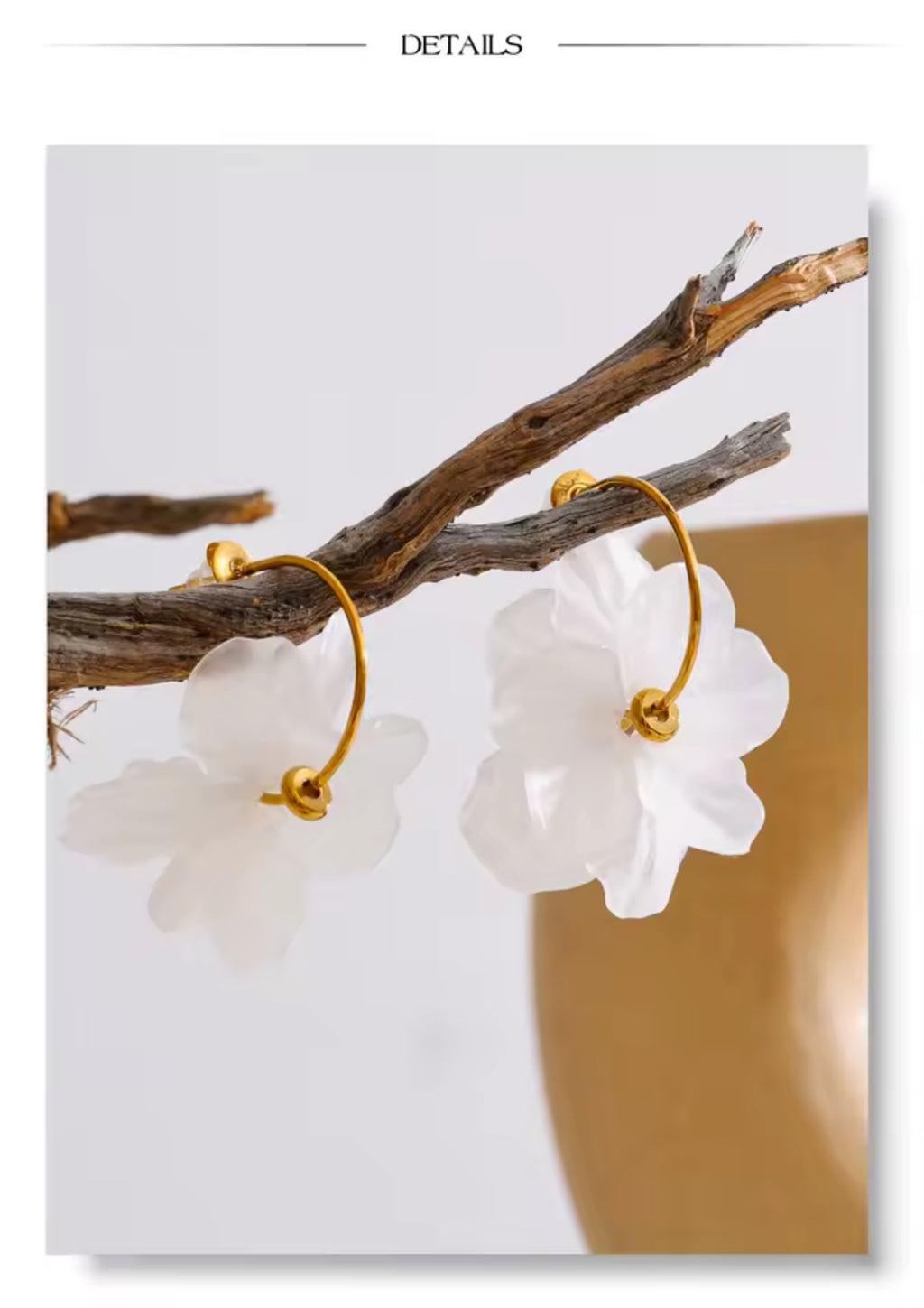 Boucles D’oreilles Fleur Résine