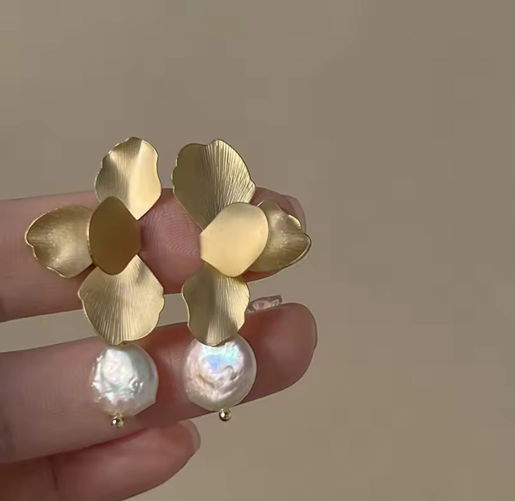 Petites Boucles d’oreilles